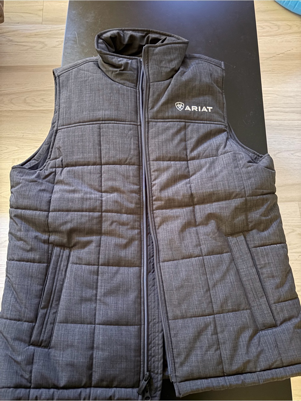 Ariat Men's Quilted Vest in Dark Gray Heather
